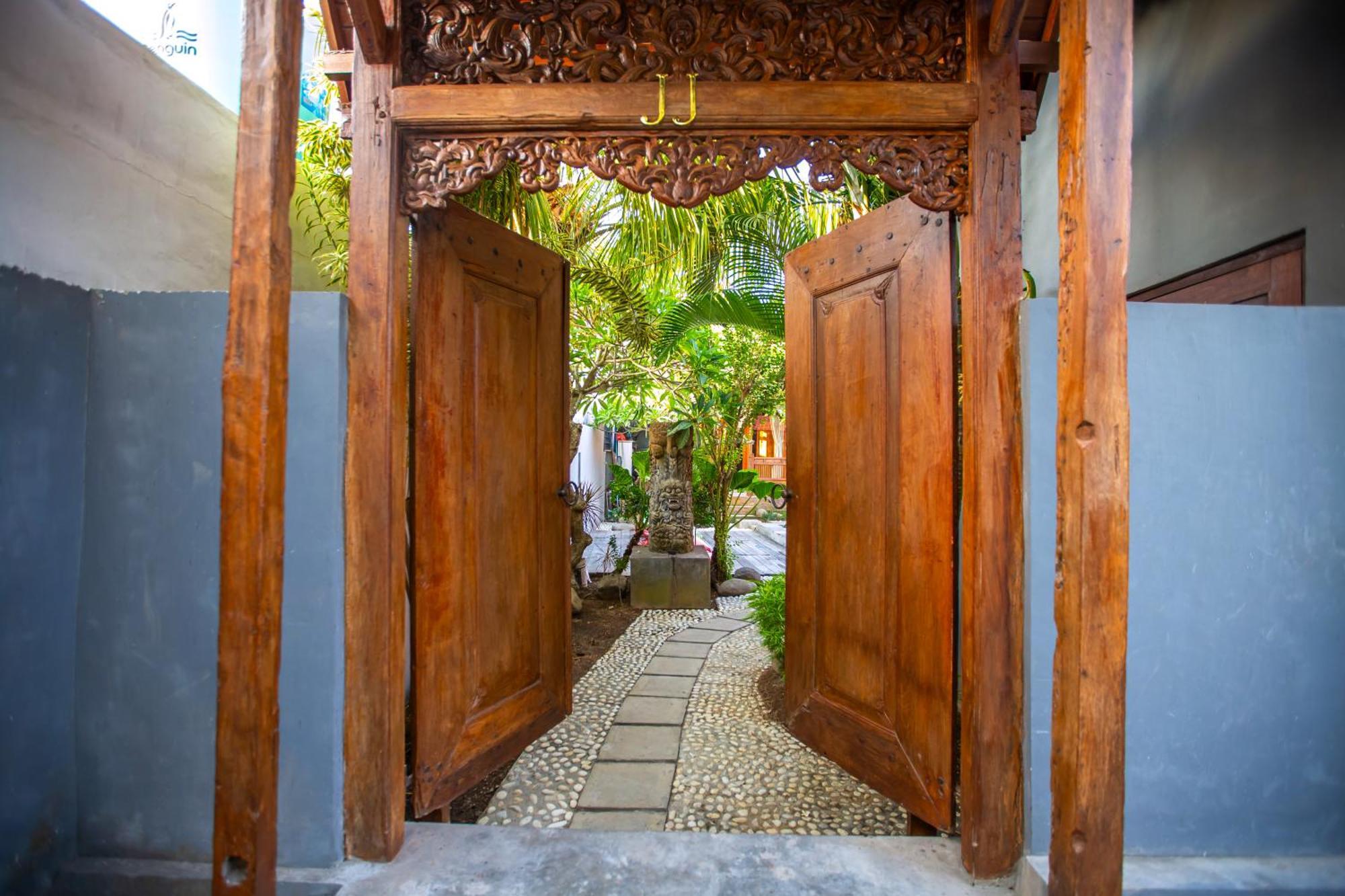 Jj Home Bali Guest House Canggu  Exterior photo